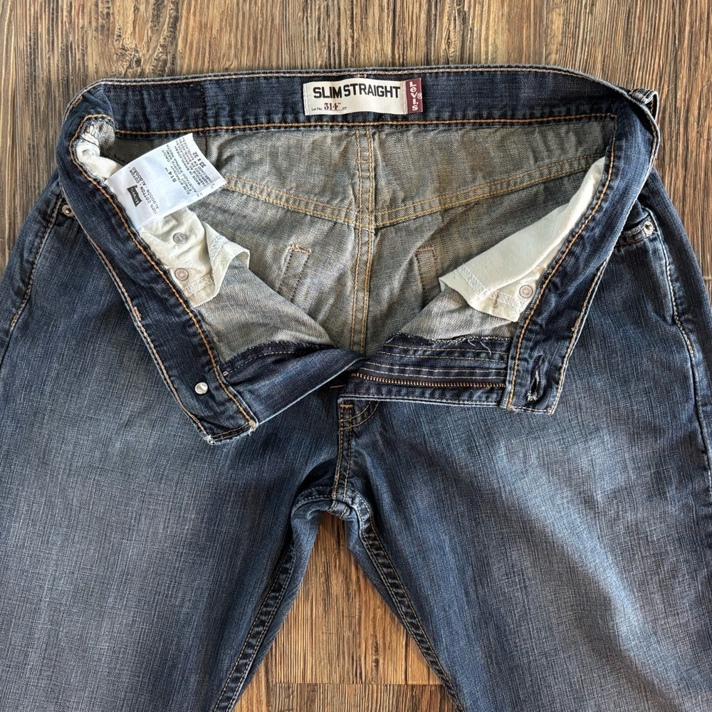 Levi’s 514 Slim Straight Jeans Mens 33 x 32 Dark Wash Blue Denim - Picture 8 of 11